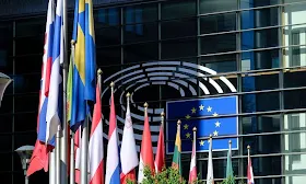 EU May Freeze US Trade Deal Approval on Trump Tariff ‘Chaos’