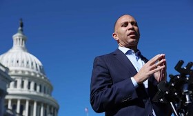 Pardoned Capitol rioter arrested for allegedly threatening to kill Hakeem Jeffries