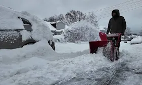 Winter storm pummels New York, New Jersey, Connecticut with snow and ice