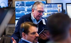 Dow slides 870 points, S&P 500 drops 2% for worst day since October on Trump tariff threat over Greenland: Live updates