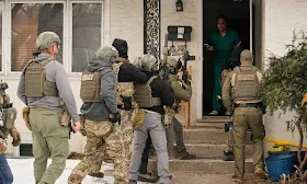 ‘We want you arrested because we said so’ – how ICE’s policy on raiding whatever homes it wants violates a basic constitutional right, according to a former federal judge