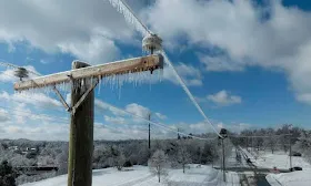 Hundreds of thousands without power in the U.S. after a powerful winter storm