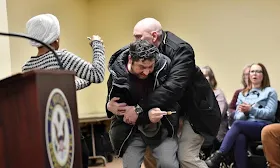 FBI leading investigation after man charges Rep. Ilhan Omar during town hall, police say