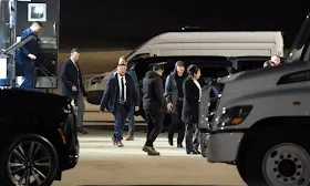 Trump Had Unusual Call With F.B.I. Agents After Election Center Search